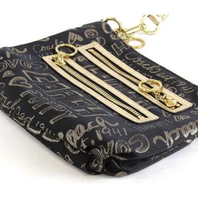 Pre-owned Coach Black Canvas Shoulder Bag ()