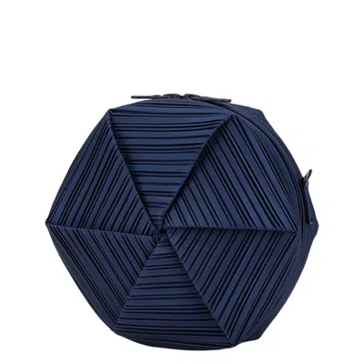 Pre-owned Issey Miyake Navy Polyester Shoulder Bag ()