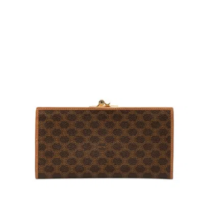 Pre-owned Celine Macadam Brown Pvc Leather Wallet (bi-fold) ()