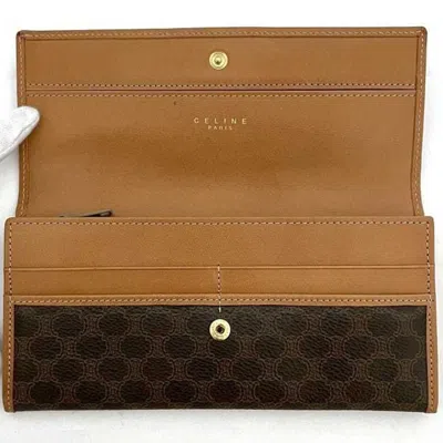 Pre-owned Celine Macadam Brown Pvc Leather Long Wallet (bi-fold) ()