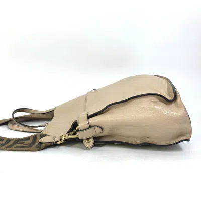 Pre-owned Fendi Beige Leather Shoulder Bag ()