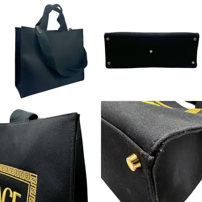 Pre-owned Fendi Black Gold Canvas Handbag Shoulder Bag () In Black, Gold