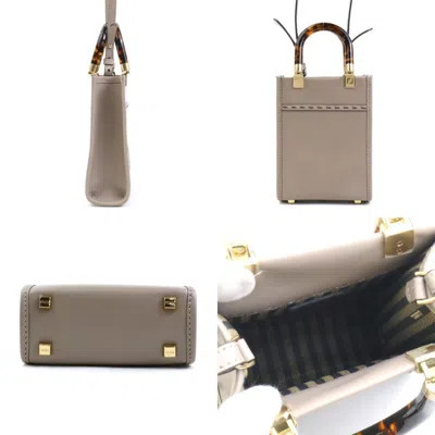 Pre-owned Fendi Grayish Leather Shoulder Bag ()