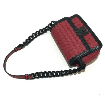 Pre-owned Bottega Veneta Red Leather Shoulder Bag ()