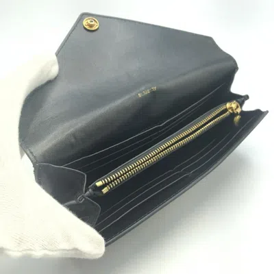 Pre-owned Burberry Beige Navy Leather Long Wallet (bi-fold) () In Beige, Navy