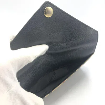Pre-owned Burberry Beige Navy Leather Long Wallet (bi-fold) () In Beige, Navy