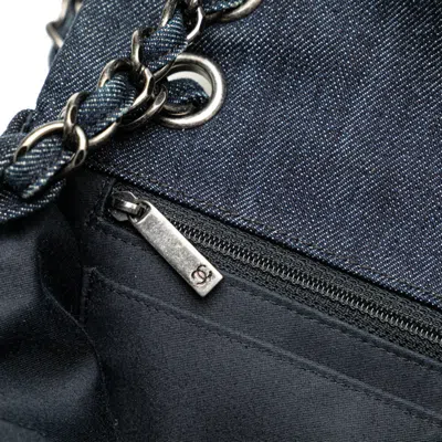 Pre-owned Chanel Blue Denim Shoulder Bag ()