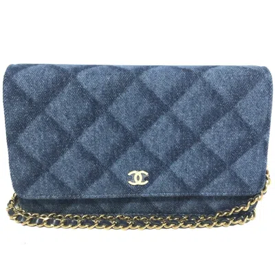 Pre-owned Chanel Blue Denim Shoulder Bag ()