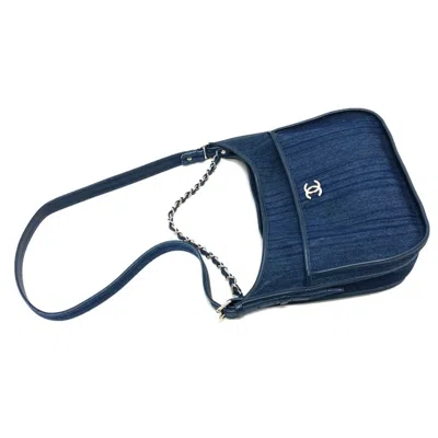 Pre-owned Chanel Blue Denim Shoulder Bag ()