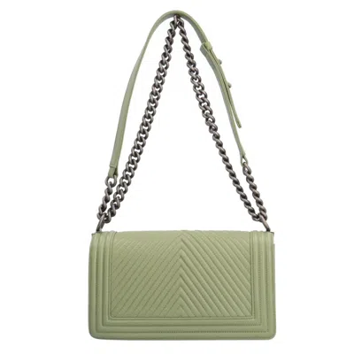 Pre-owned Chanel Green Leather Shoulder Bag ()