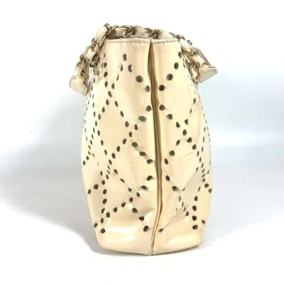 Pre-owned Chanel Ivory Shoulder Bag Tote Bag ()