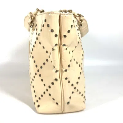Pre-owned Chanel Ivory Shoulder Bag Tote Bag ()