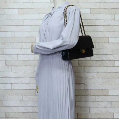 Pre-owned Chanel Navy Leather Shoulder Bag ()
