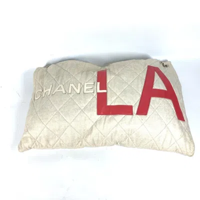 Pre-owned Chanel Red Color White Canvas Shoulder Bag () In Red Color, White
