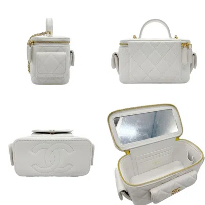 Pre-owned Chanel White Caviar Leather Shoulder Bag ()