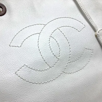Pre-owned Chanel White Leather Tote Bag ()