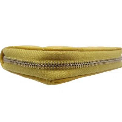 Pre-owned Chanel Yellow Caviar Leather Coin Purse/coin Case ()