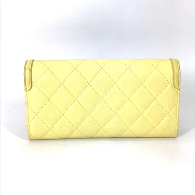 Pre-owned Chanel Yellow Leather Long Wallet (bi-fold) ()