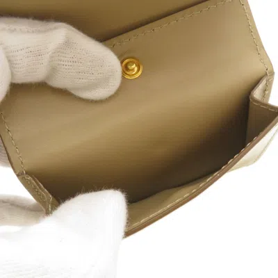 Pre-owned Burberry Beige Leather Chain/shoulder Wallet ()