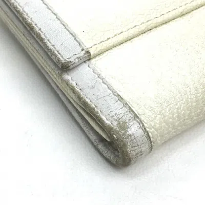 Pre-owned Bvlgari White Leather Long Wallet (bi-fold) ()