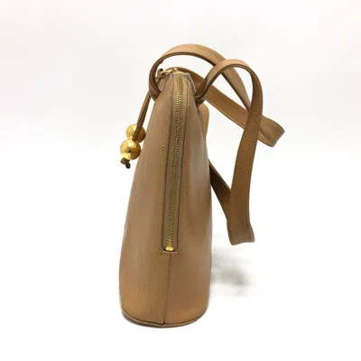 Pre-owned Chanel Beige Leather Tote Bag ()