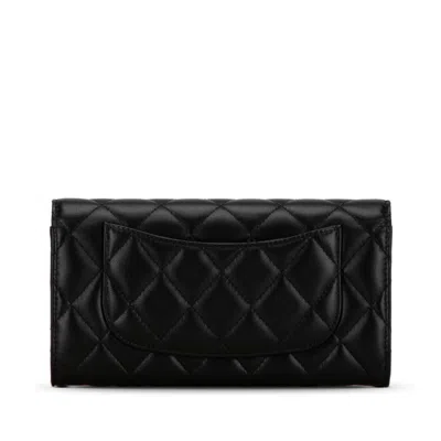 Pre-owned Chanel Black Leather Long Wallet (bi-fold) ()