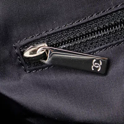 Pre-owned Chanel Black Pvc Canvas Handbag Pochette Pouch Tote Bag ()