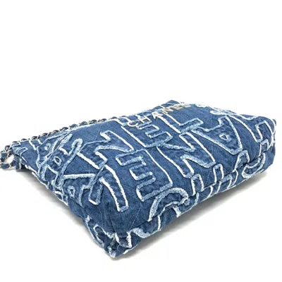 Pre-owned Chanel Blue Denim Shoulder Bag ()