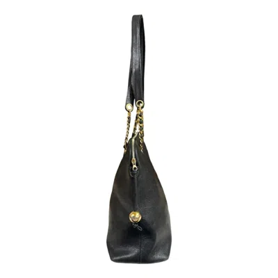 Pre-owned Chanel Caviar Skin Black Caviar Leather Shoulder Bag ()