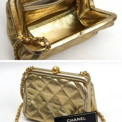 Pre-owned Chanel Metallic Gold Shoulder Bag ()