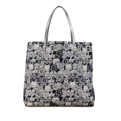 Pre-owned Chanel Navy Silver Nylon Leather Pouch Tote Bag () In Navy, Silver