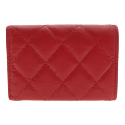 Pre-owned Chanel Red Color Leather Wallet (bi-fold) ()