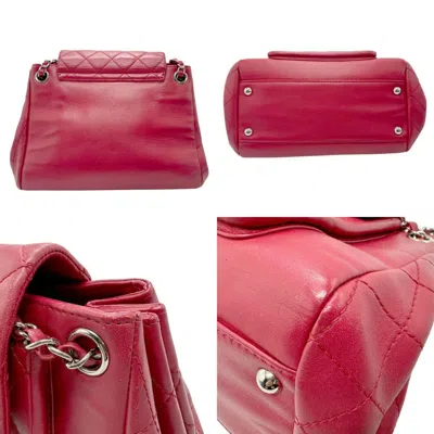 Pre-owned Chanel Red Color Leather Shoulder Bag ()