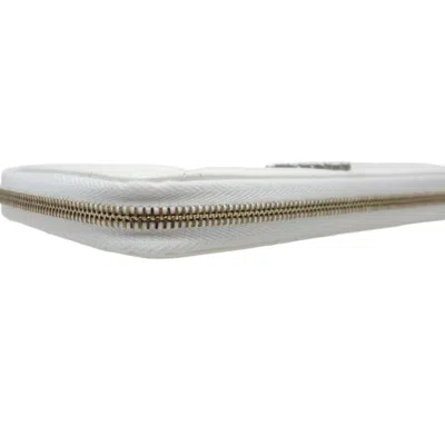 Pre-owned Chanel White Leather Wallet (bi-fold) ()