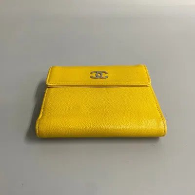Pre-owned Chanel Yellow Caviar Leather Wallet (bi-fold) ()