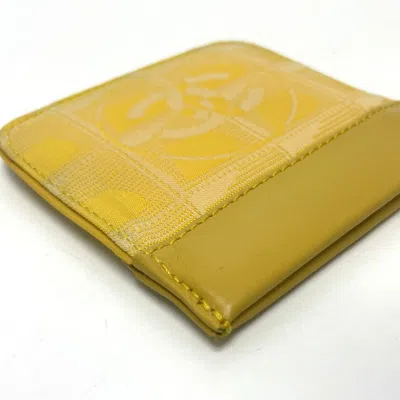 Pre-owned Chanel Yellow Leather Coin Purse/coin Case ()