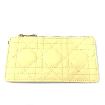 Pre-owned Dior Christian  Beige Patent Leather Coin Purse/coin Case ()