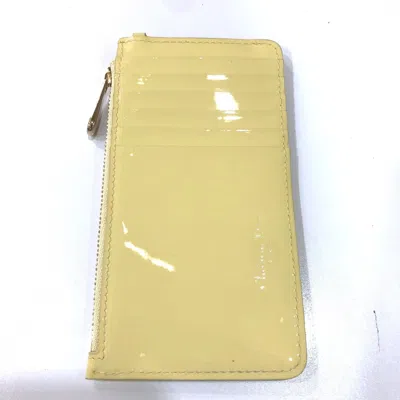 Pre-owned Dior Christian  Beige Patent Leather Coin Purse/coin Case ()