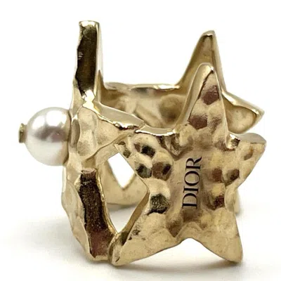 Pre-owned Dior Christian  Gold Metal Band Ring ()