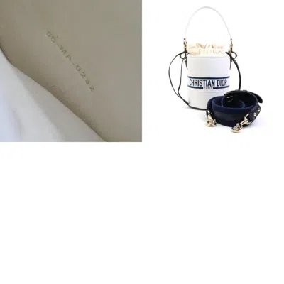 Pre-owned Dior Christian  Navy White Leather Handbag Shoulder Bag () In Navy, White