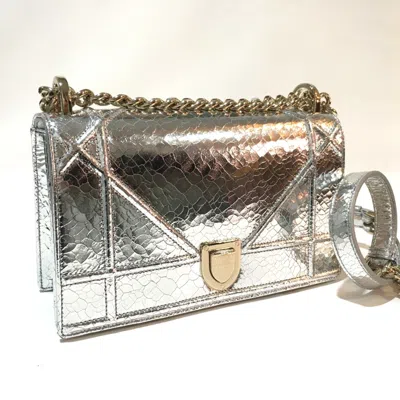 Pre-owned Dior Christian  Silver Leather Shoulder Bag ()