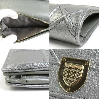 Pre-owned Dior Christian  Silver Leather Long Wallet (bi-fold) ()