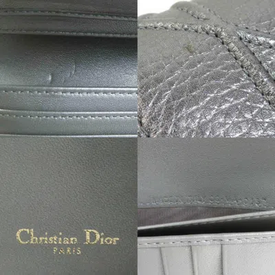 Pre-owned Dior Christian  Silver Leather Long Wallet (bi-fold) ()