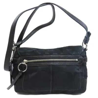 Pre-owned Coach Black Canvas Shoulder Bag ()