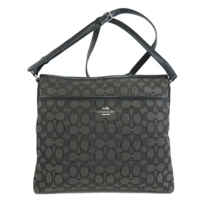 Pre-owned Coach Black Canvas Shoulder Bag ()
