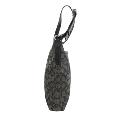 Pre-owned Coach Black Canvas Shoulder Bag ()