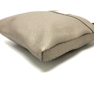 Pre-owned Fendi Beige Leather Shoulder Bag ()