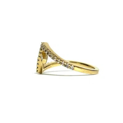 Pre-owned Fendi Gold Metal Band Ring ()