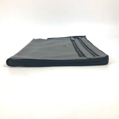 Pre-owned Fendi Gray Leather Clutch Bag ()
