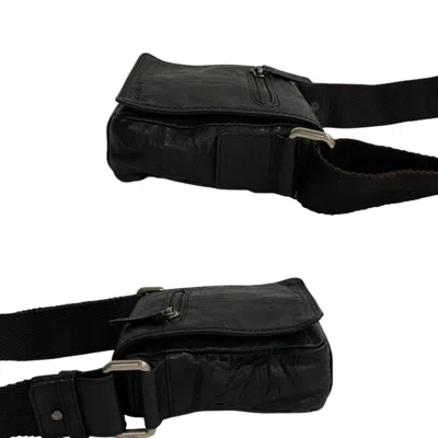 Pre-owned Givenchy Black Canvas Leather Shoulder Bag ()